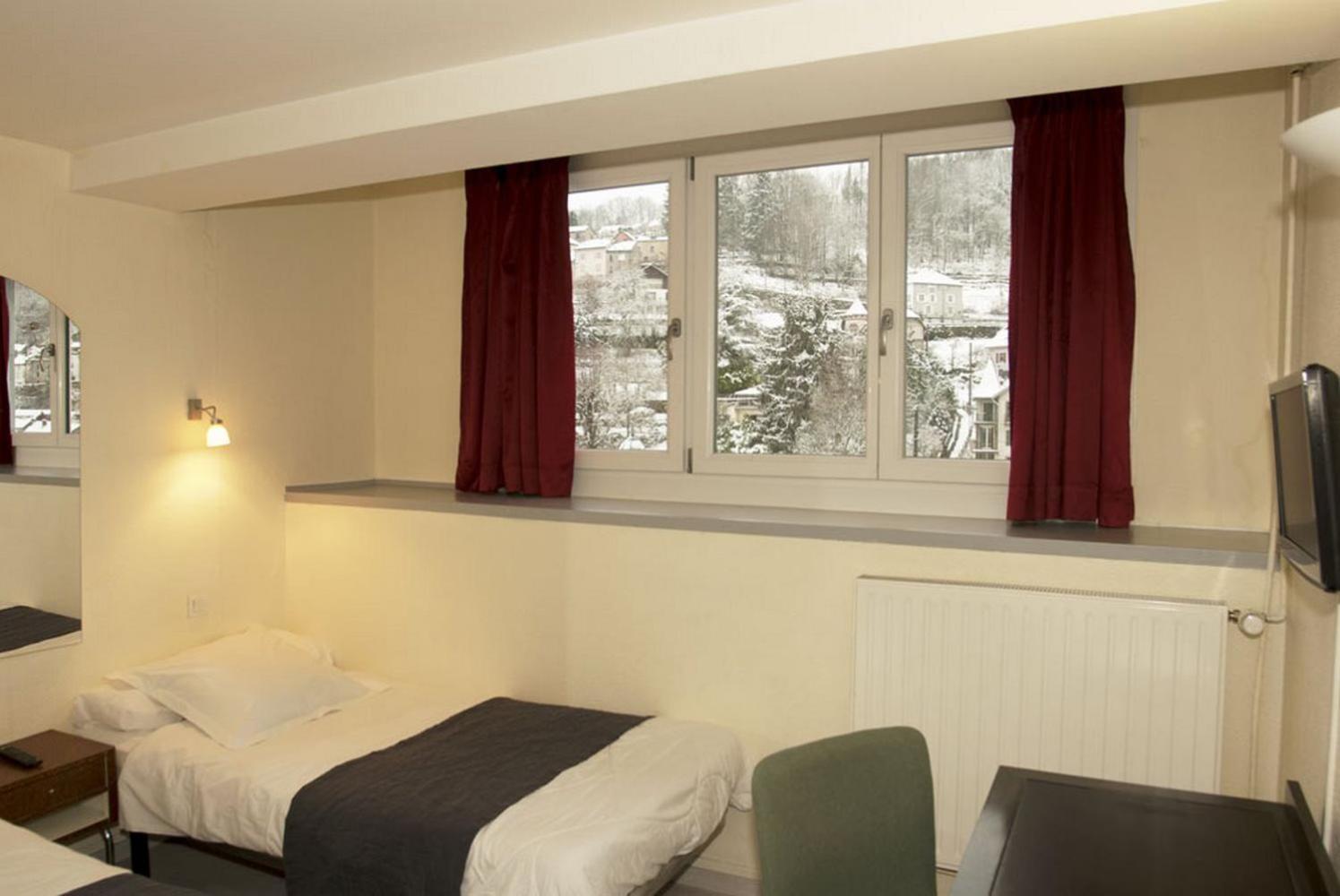 Acacias Apparts Hotel Plombieres-les-Bains Ruang foto